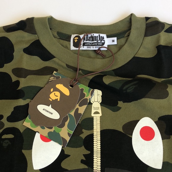 NWT BAPE 1st Camo Shark Tee Green/Camo M - Picture 7 of 11